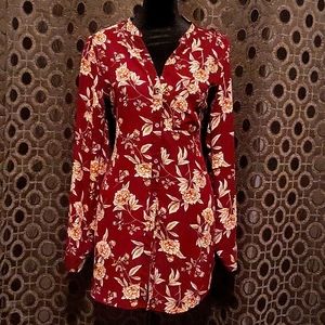 Long-sleeved Button up floral top